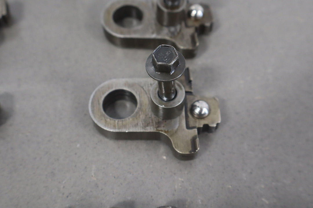 05 Ford F250 6.0L Powerstroke Passenger Right RH Rocker Box Set OEM