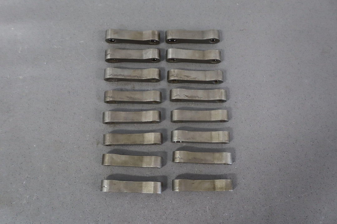 05 Ford F250 6.0L Powerstroke V8 Diesel Rocker Bridge Set OEM