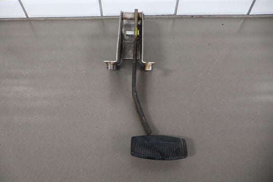 05 Ford F250 Lariate Power Adjustable Brake Pedal