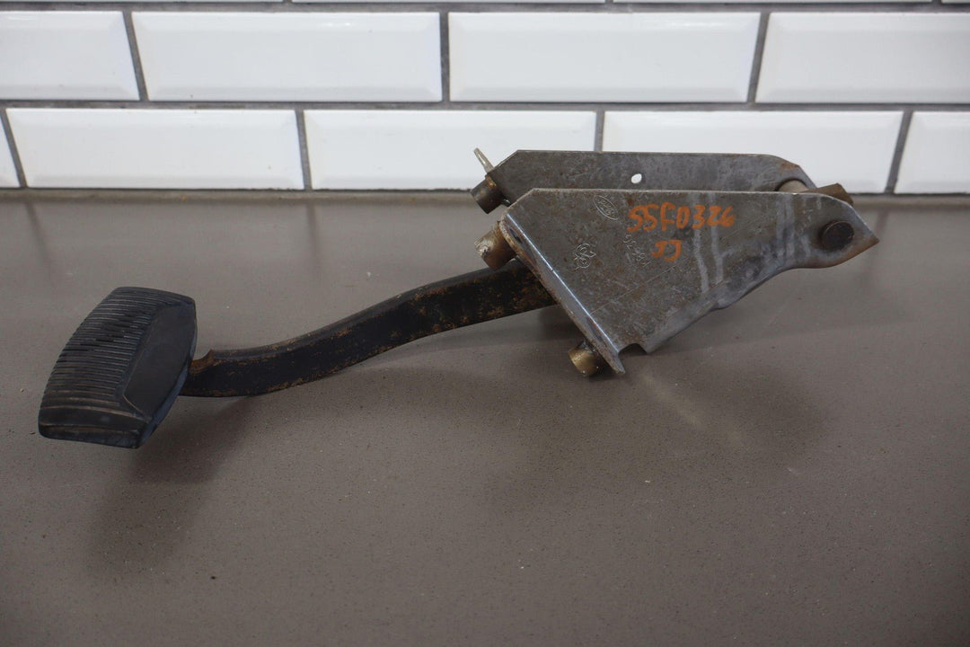 05 Ford F250 Lariate Power Adjustable Brake Pedal