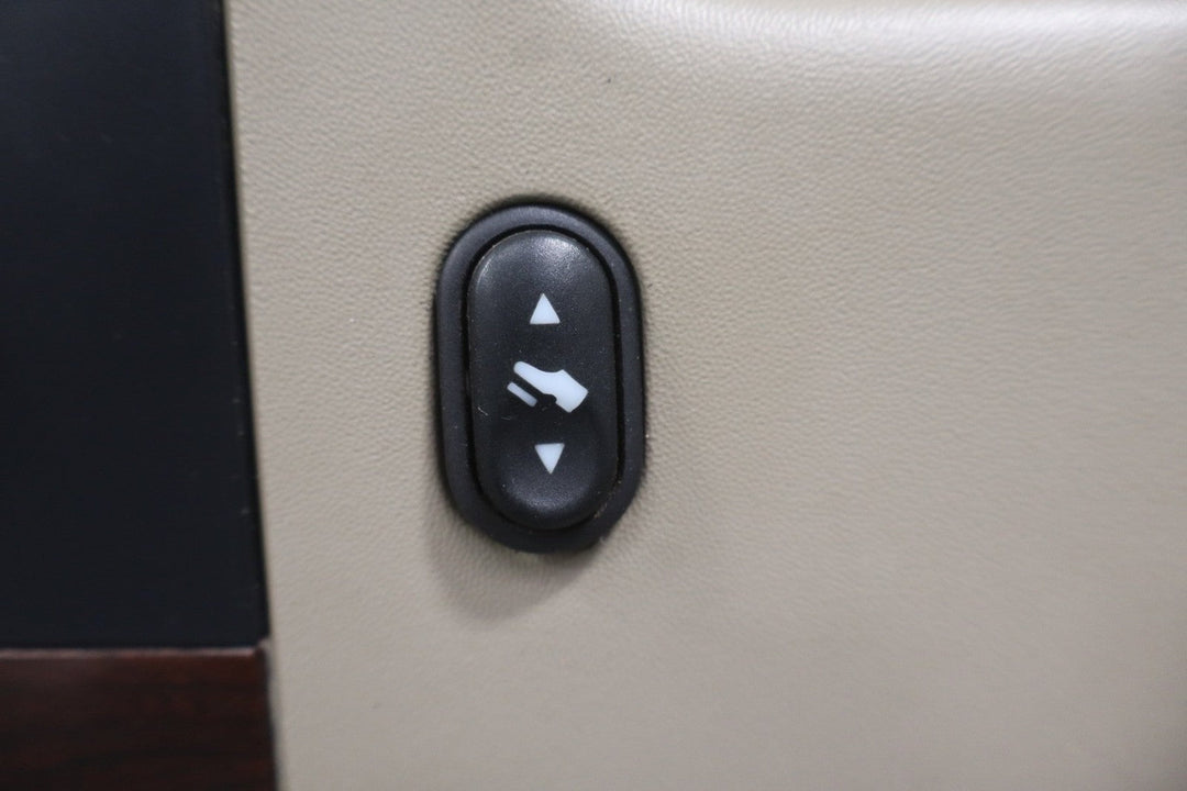 05 to 07 Ford F250 F350 SD Dash Cluster Radio Bezel Trim Panel Wood Grain OEM