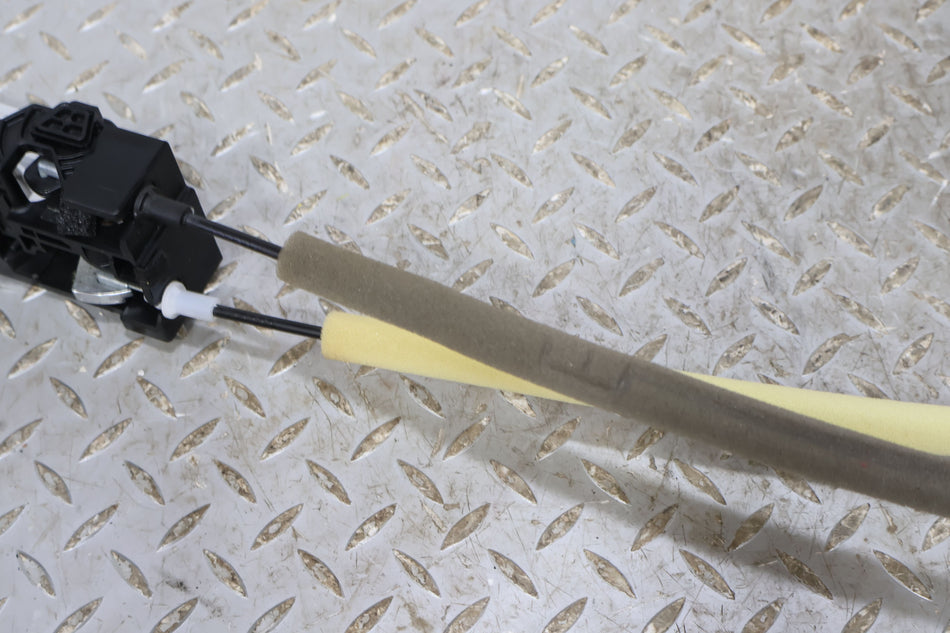 2017 Fiat 124 Spider- Left Front Door Latch