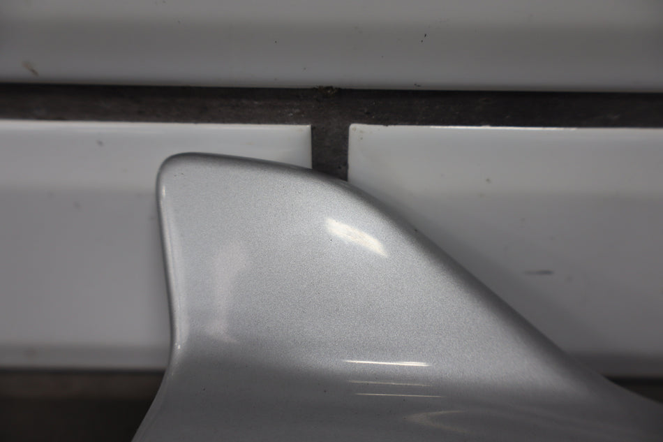 2012 Lexus GX460- Antenna