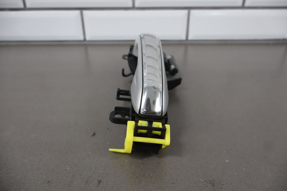 2012 Lexus GX460- Right Front Door Handle
