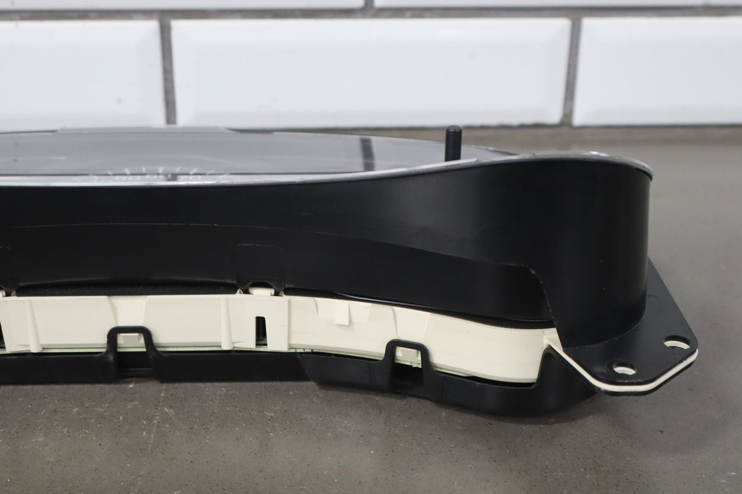 06 - 07 Chevy GMC 2500HD 6.6L Duramax Speedometer Cluster Delphi Reman