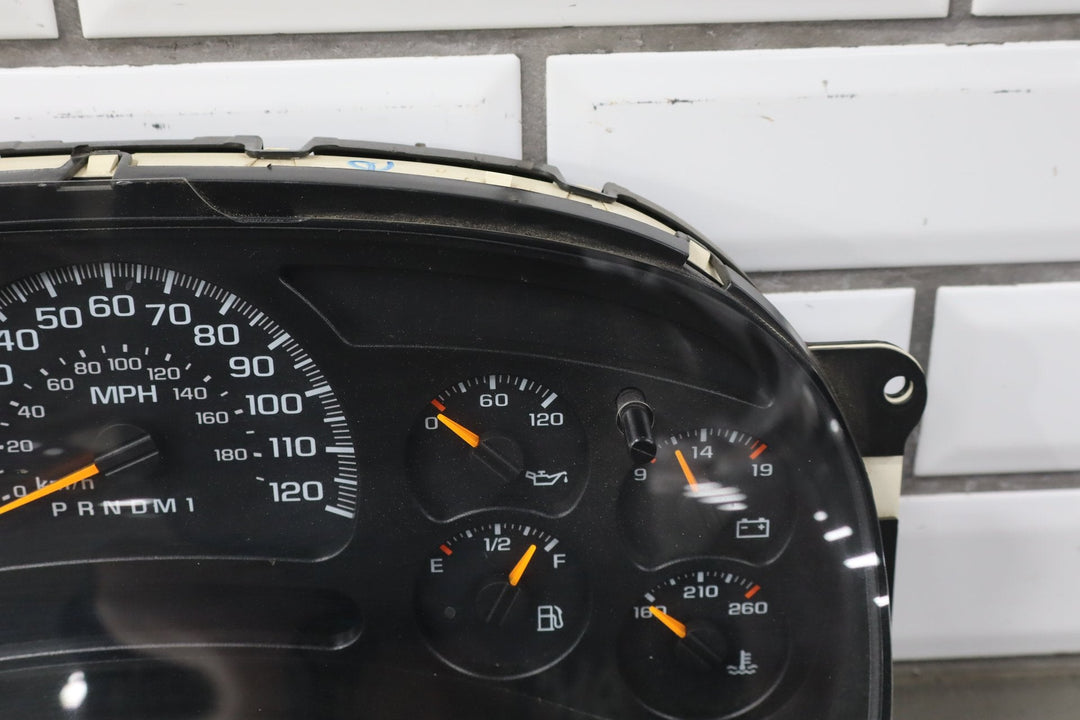 06 - 07 Chevy GMC 2500HD 6.6L Duramax Speedometer Cluster Delphi Reman