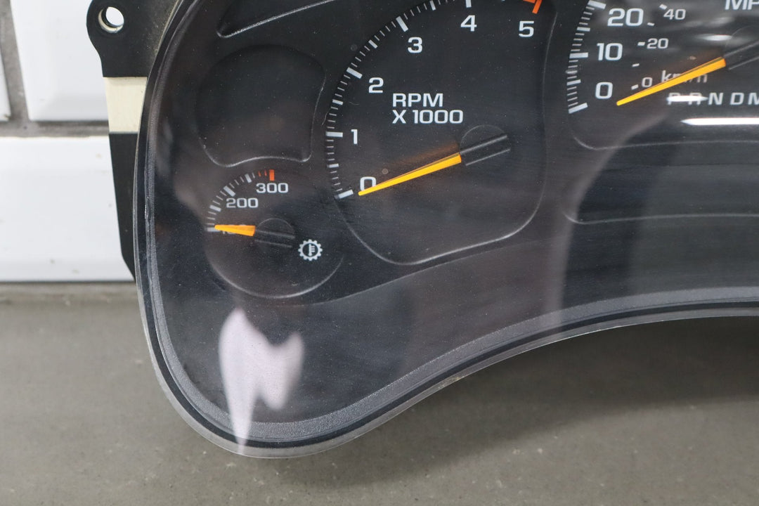 06 - 07 Chevy GMC 2500HD 6.6L Duramax Speedometer Cluster Delphi Reman