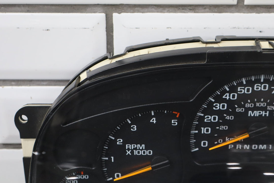 06 - 07 Chevy GMC 2500HD 6.6L Duramax Speedometer Cluster Delphi Reman