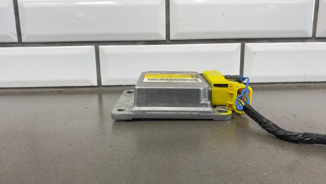 06 - 07 Hummer H2 Air Bag Control Module (Under LH Seat) OEM