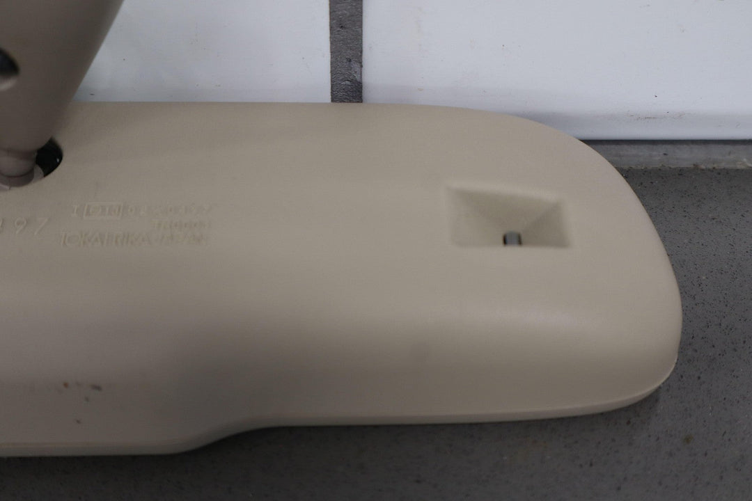 06 - 07 Toyota Land Cruiser Automatic Dimming Rearview Mirror