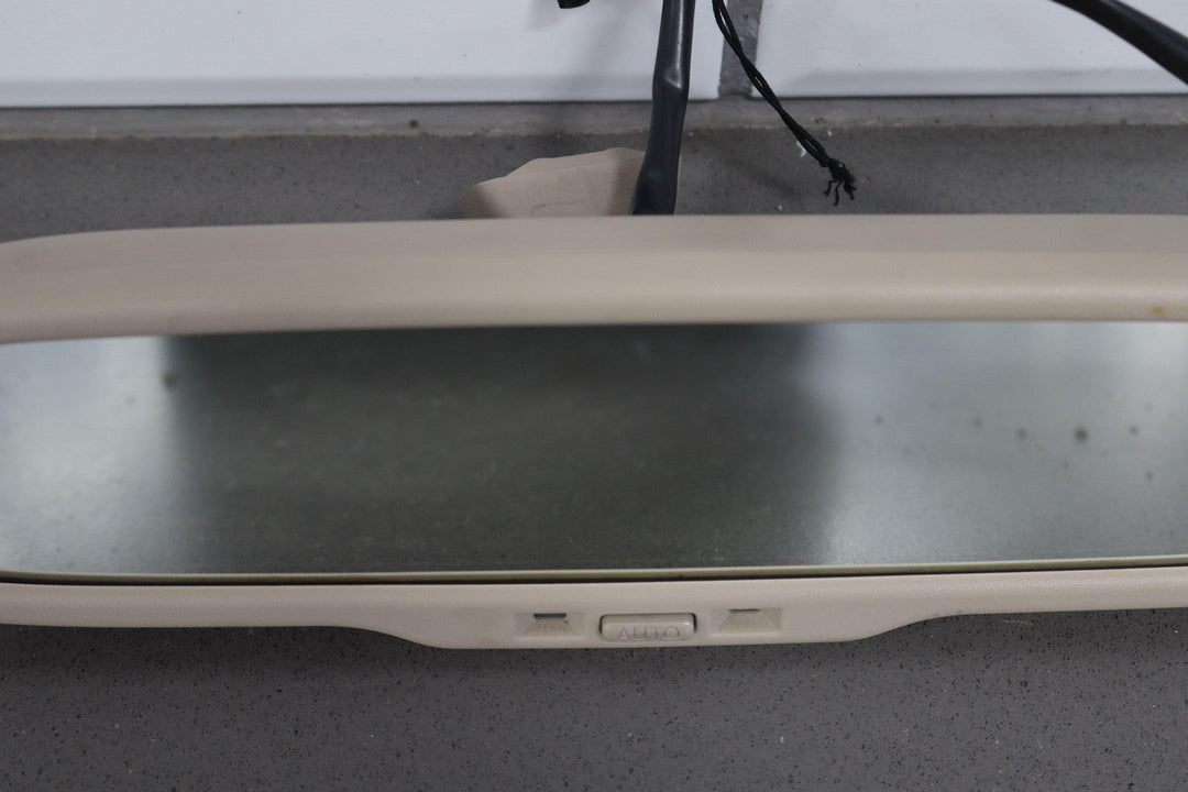 06 - 07 Toyota Land Cruiser Automatic Dimming Rearview Mirror