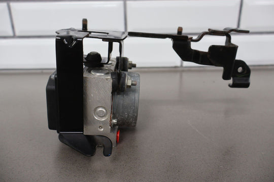 06 - 08 Mazda Miata NC ABS Anti - Lock Brake Pump & Module W/Bracket (95K) 265800517