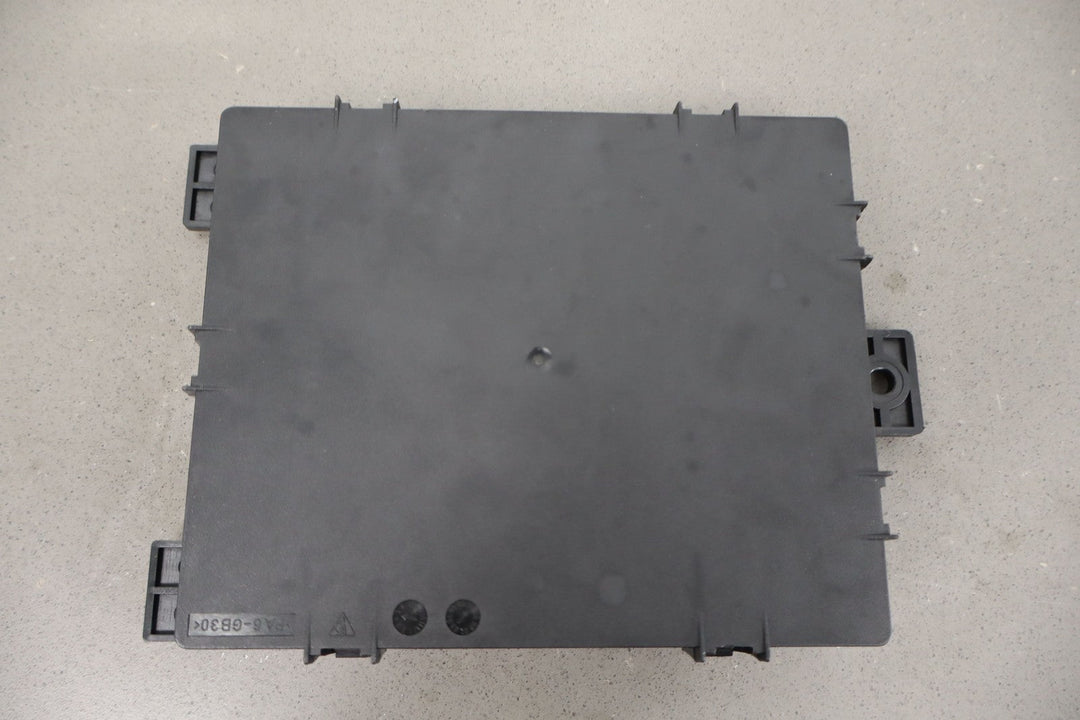 06 - 08 Porsche 987 Boxster Convertible Rear Body Control Module (99761010206)