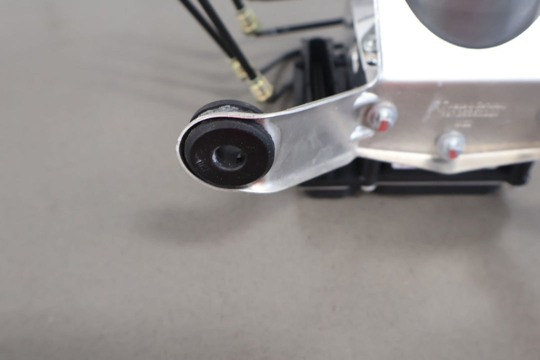 06 - 08 Porsche Cayman/Boxster 987 ABS Anti - Lock Brake Pump & Module (99735553300)