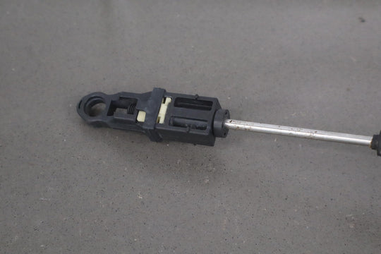 06 - 09 Cadillac XLR (4.4L) 6 - Spd Automatic Transmission Shifter Cable W/Bushings