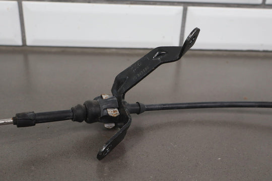 06 - 09 Cadillac XLR (4.4L) 6 - Spd Automatic Transmission Shifter Cable W/Bushings