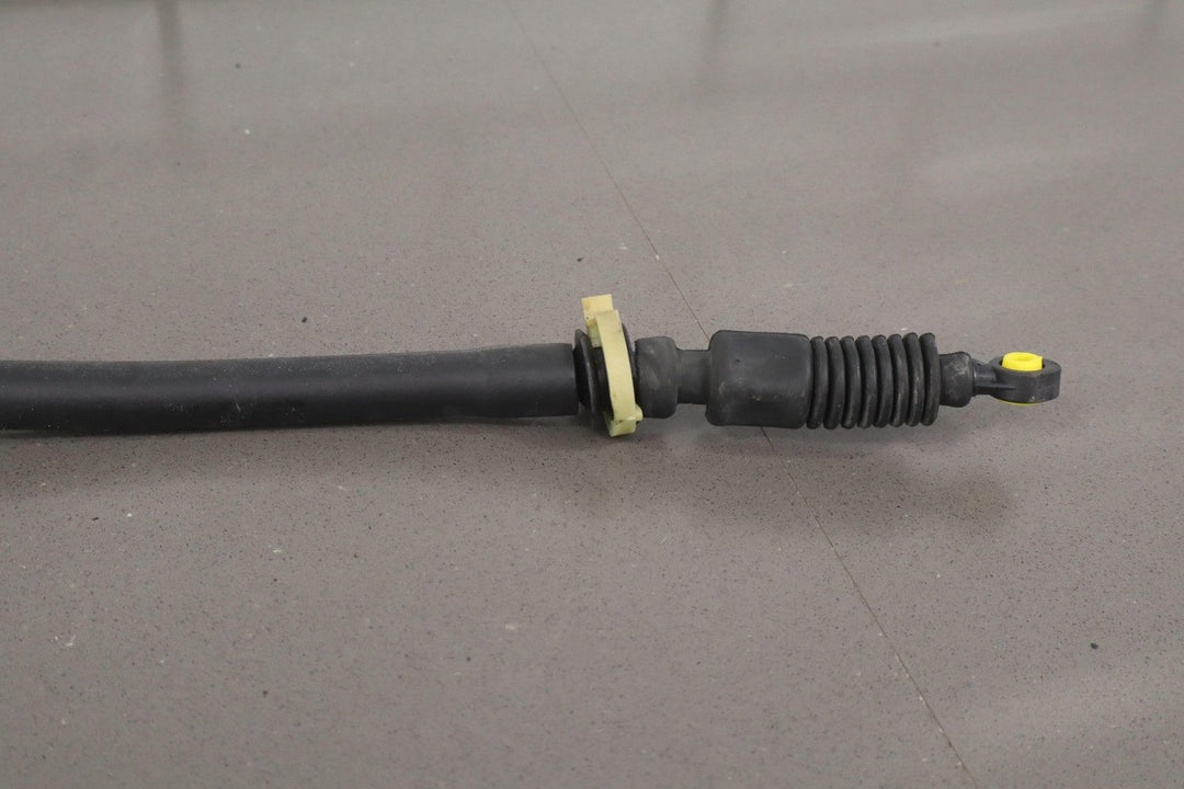 06 - 09 Cadillac XLR (4.4L) 6 - Spd Automatic Transmission Shifter Cable W/Bushings