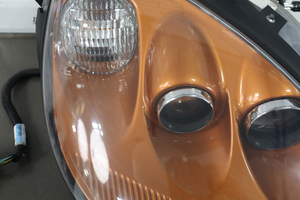 06-09 Chevy Corvette C6 RH Headlight (Heat Crack) Tested