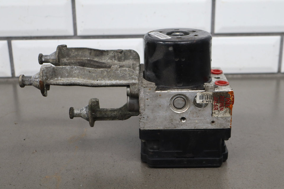 06-10 Dodge Charger SRT8 ABS Pump Module
