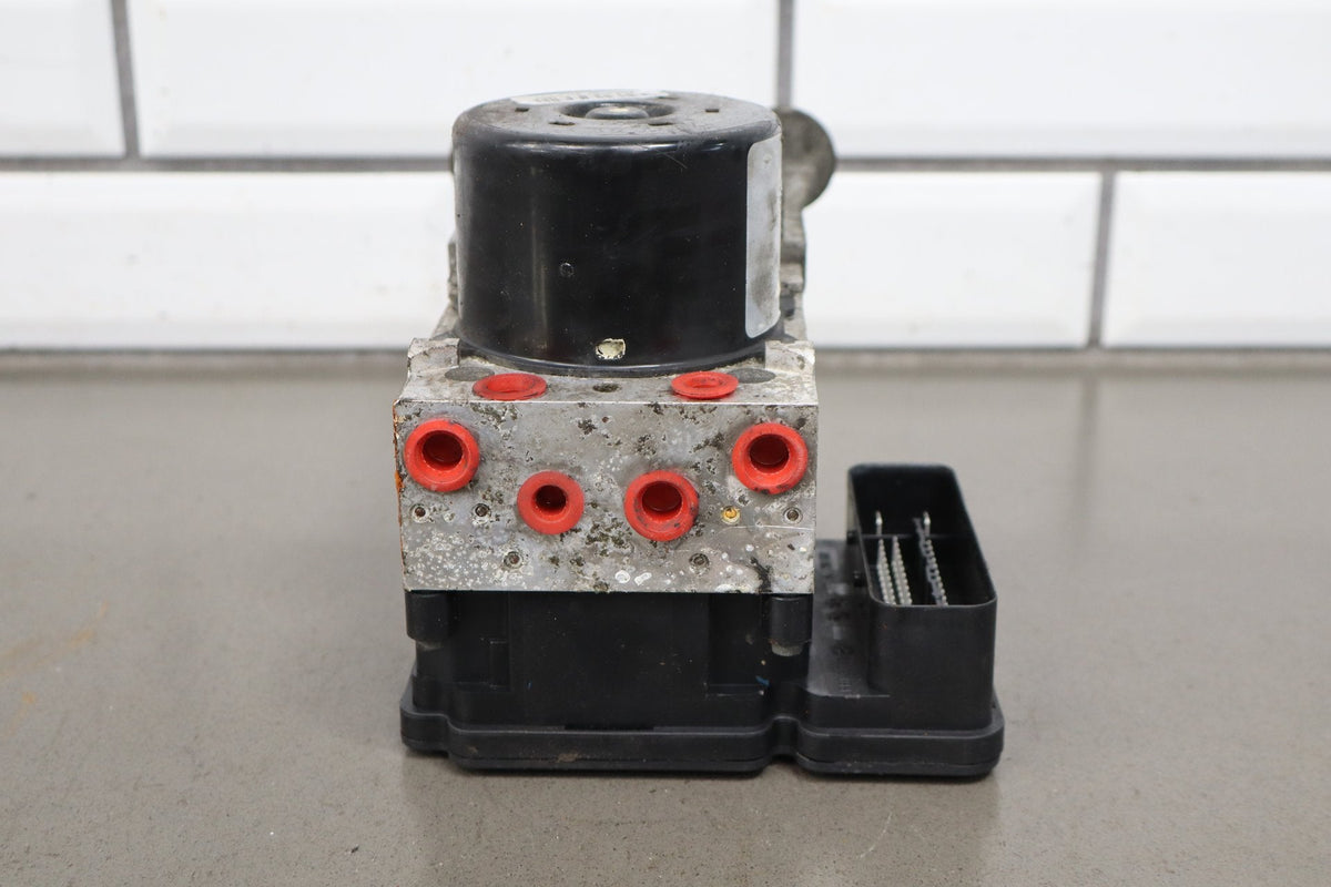 06-10 Dodge Charger SRT8 ABS Pump Module