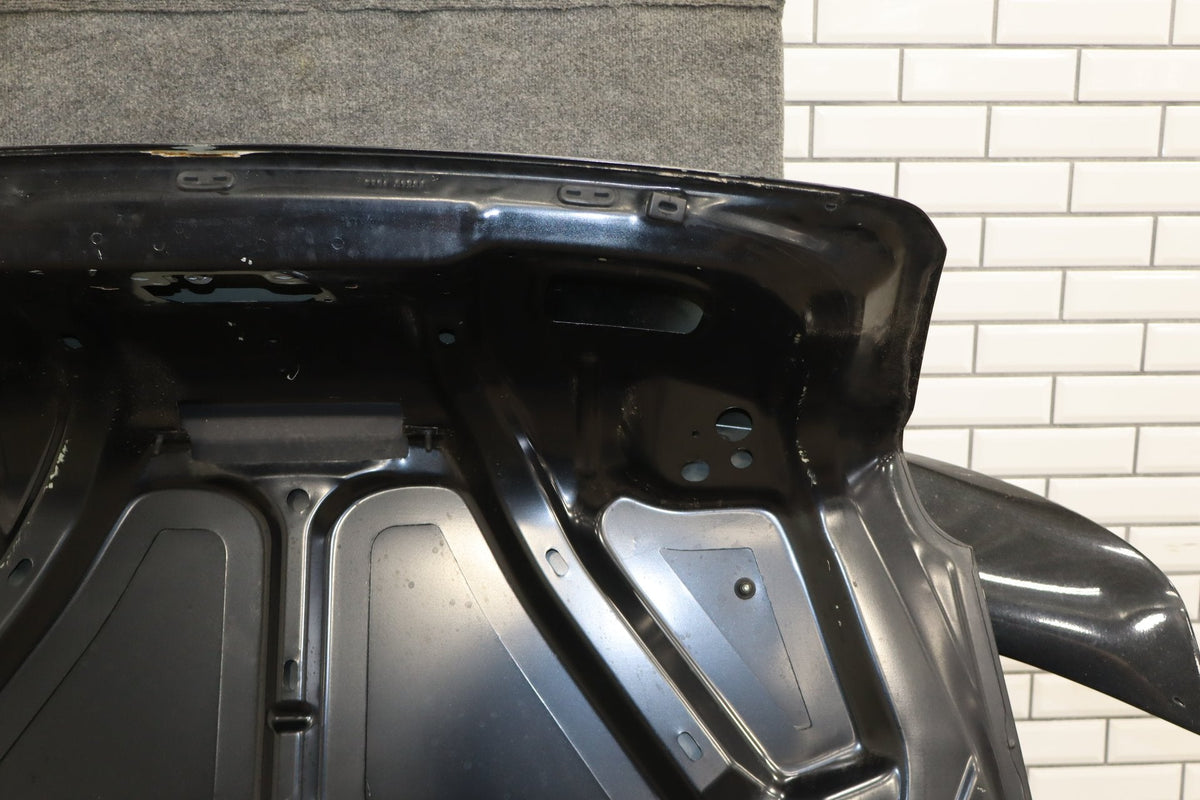 06-10 Dodge Charger SRT8 Decklid 05170834AC Brilliant Black PXR