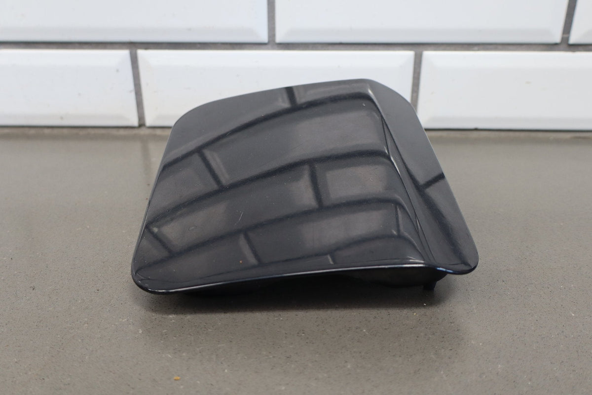 06-10 Dodge Charger SRT8 Fuel Door Brilliant Black PXR