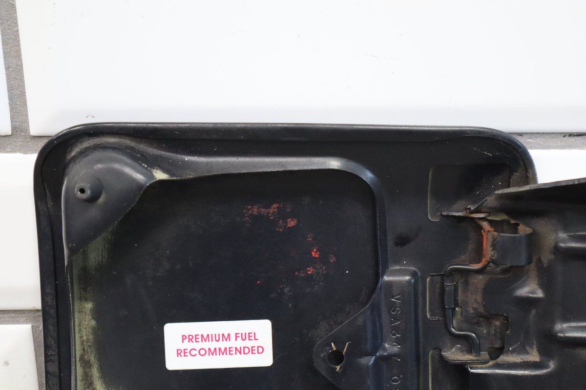 06-10 Dodge Charger SRT8 Fuel Door Brilliant Black PXR