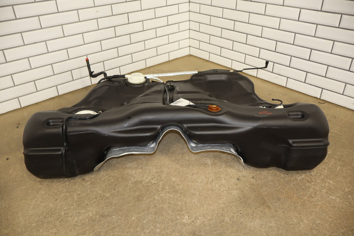 06-10 Dodge Charger SRT8 Fuel Tank w/ Pump 05170580AB