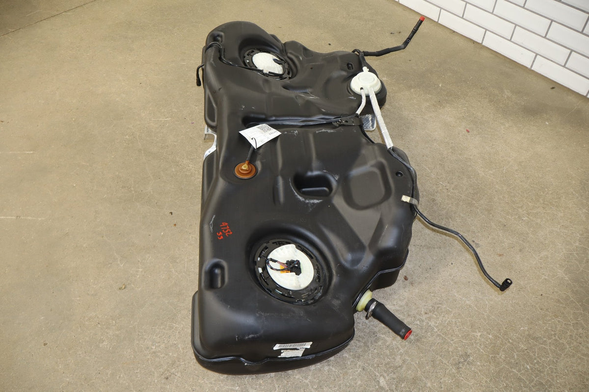 06-10 Dodge Charger SRT8 Fuel Tank w/ Pump 05170580AB