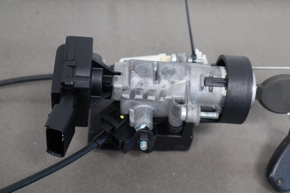 06-10 Dodge Charger SRT8 Ignition Switch w/ Key 04685719AE