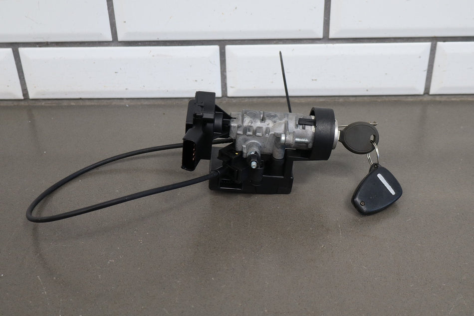 06-10 Dodge Charger SRT8 Ignition Switch w/ Key 04685719AE