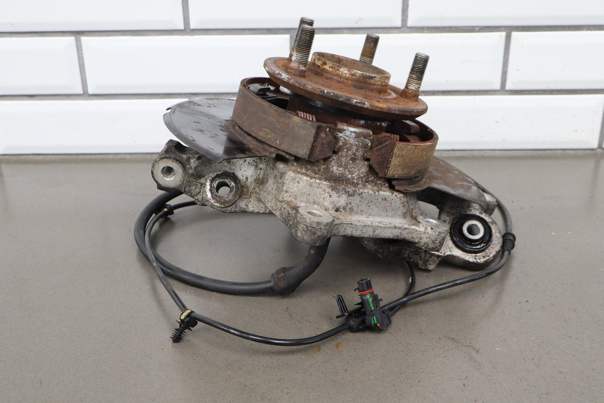 06-10 Dodge Charger SRT8 LH Rear Knuckle Hub 68089309AA