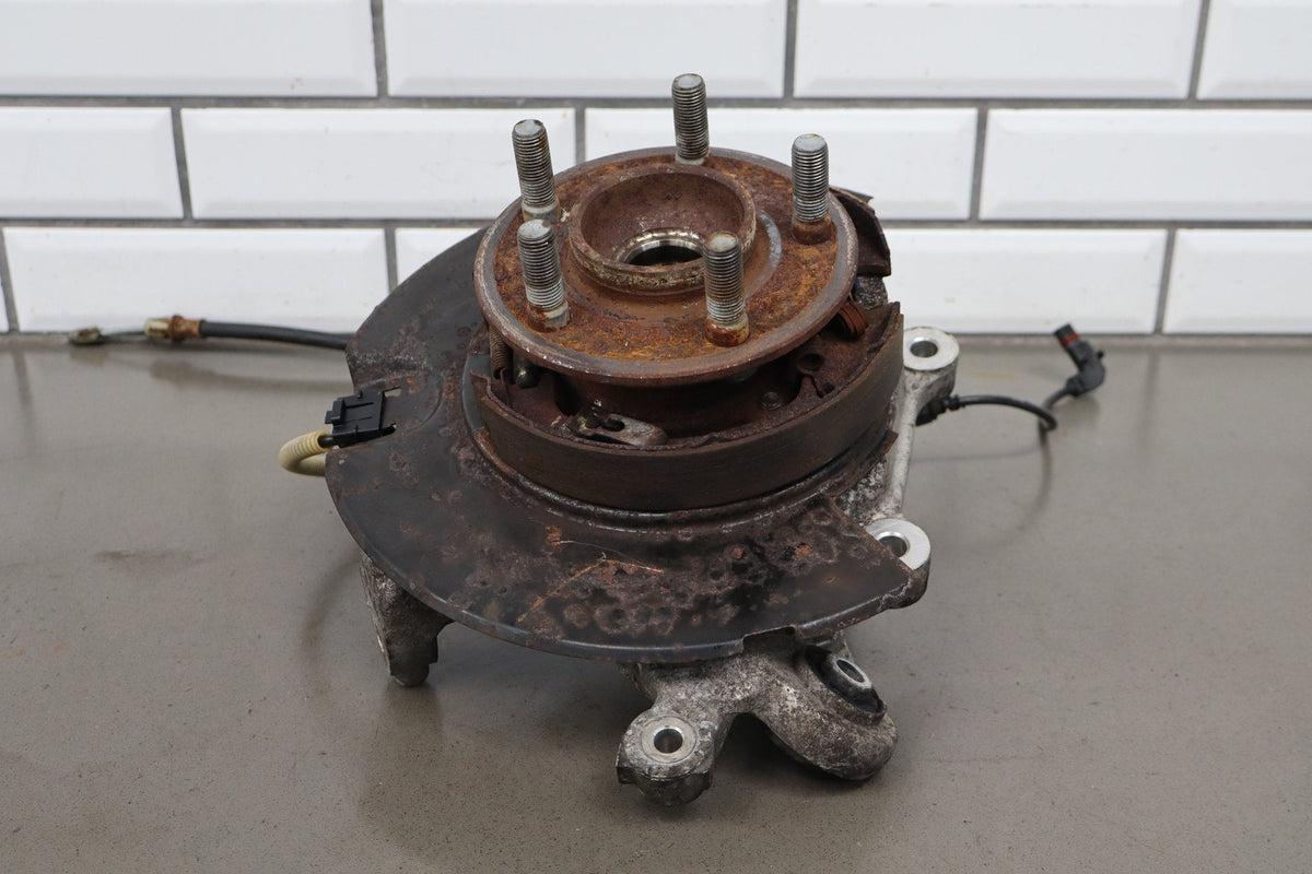 06-10 Dodge Charger SRT8 RH Rear Knuckle Hub 04854458AD