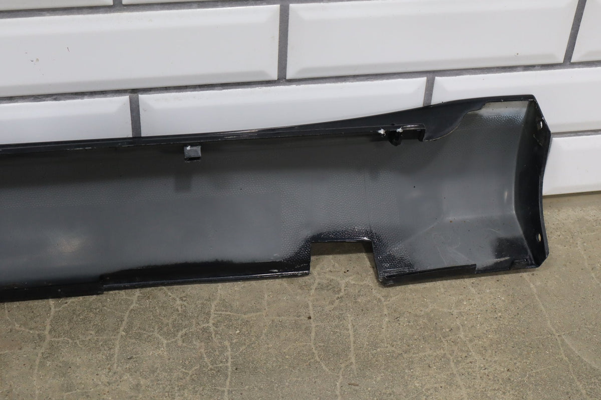06-10 Dodge Charger SRT8 RH Rocker Molding Brilliant Black PXR