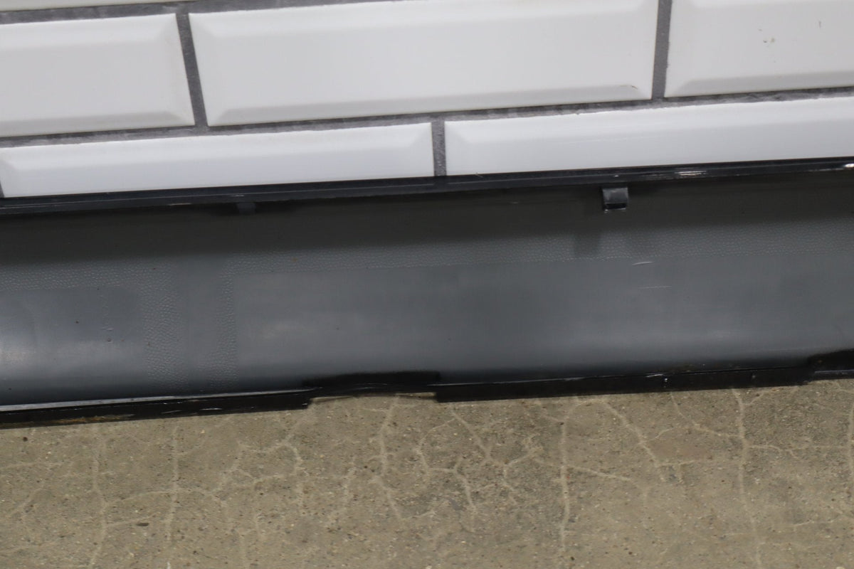 06-10 Dodge Charger SRT8 RH Rocker Molding Brilliant Black PXR