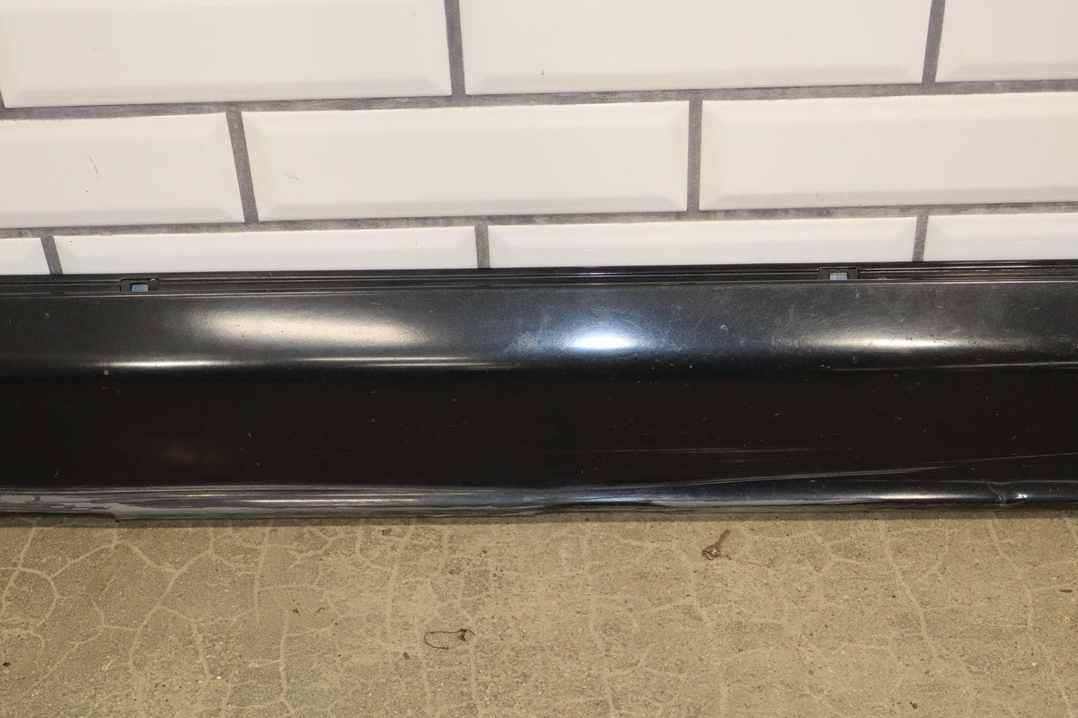 06-10 Dodge Charger SRT8 RH Rocker Molding Brilliant Black PXR