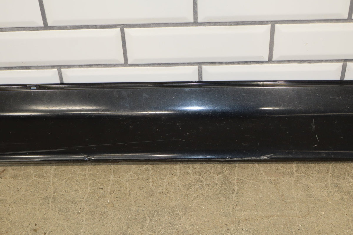 06-10 Dodge Charger SRT8 RH Rocker Molding Brilliant Black PXR