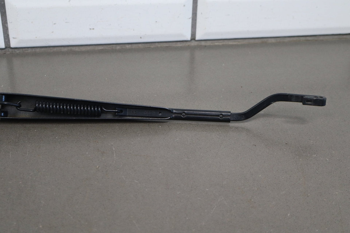 06-10 Dodge Charger SRT8 Wiper Arm Pair No Blades