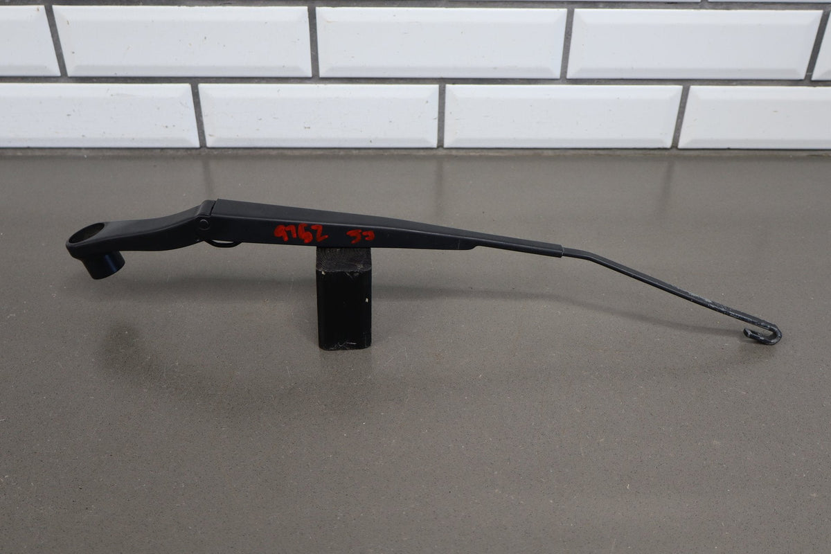 06-10 Dodge Charger SRT8 Wiper Arm Pair No Blades