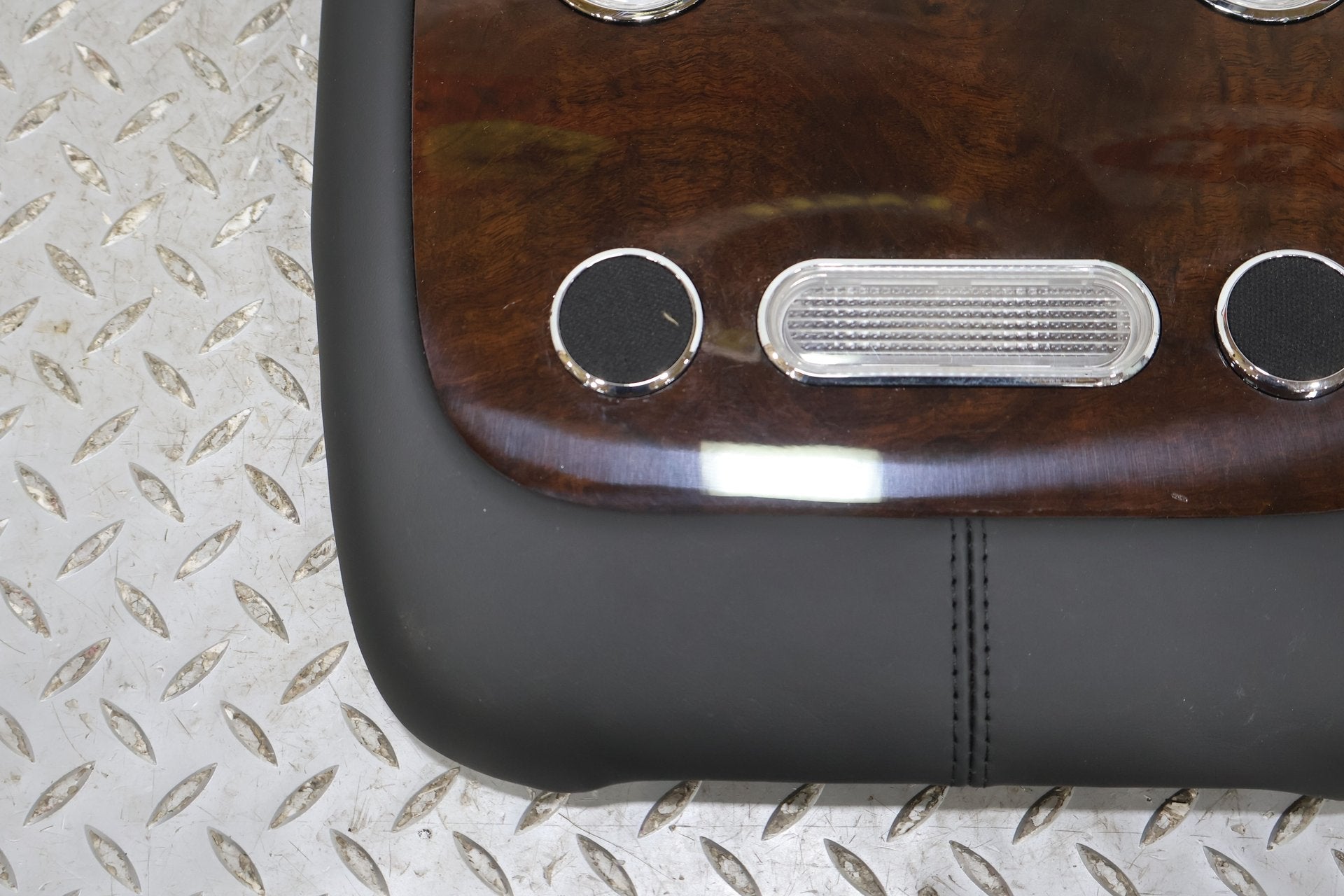06-12 Bentely Flying Spur Rear Overhead Roof Console (Black Leather/Woodgrain)