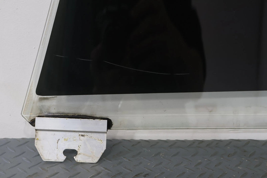 06 - 12 Bentley Flying Spur Front Right Door Window Glass (Self Tint) Delaminated