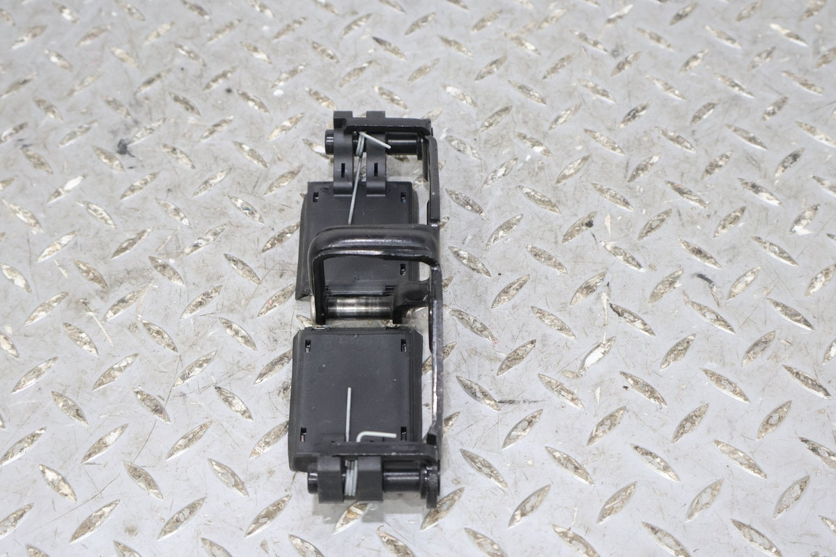 06-12 Bentley Flying Spur Rear Trunk Lid Latch W/ Flap Covers (3D5827517B)