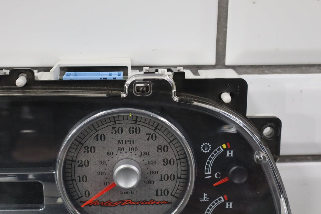 06 Ford F - 250 Super Duty Harley - Davidson Speedometer 6C3Z10849AA 195501 Miles