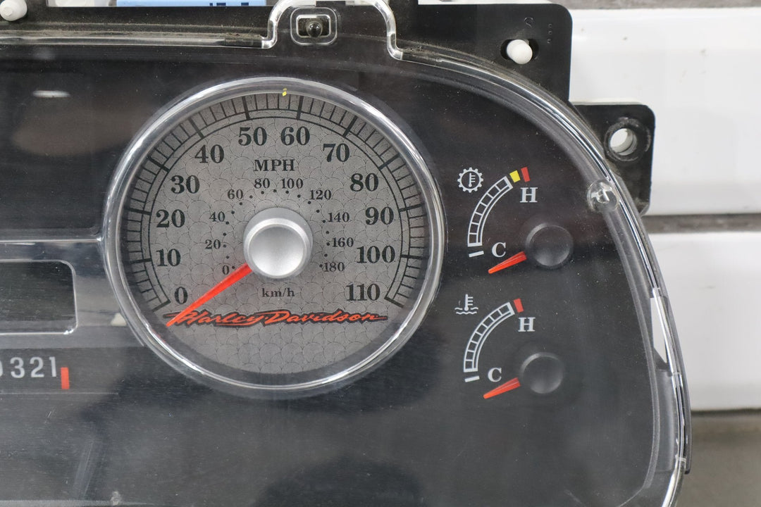 06 Ford F - 250 Super Duty Harley - Davidson Speedometer 6C3Z10849AA 195501 Miles