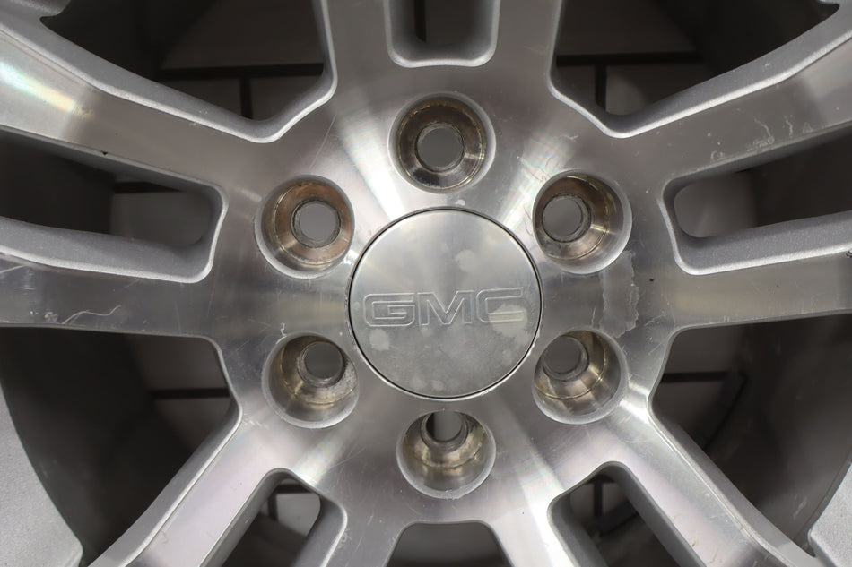 2012 GMC Yukon XL 1500- Wheel