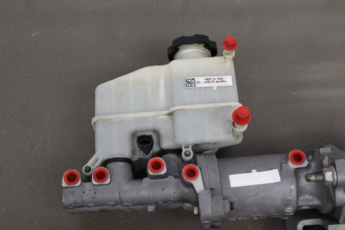07-08 Chevy Tahoe Hybrid Power Brake Booster 15947019