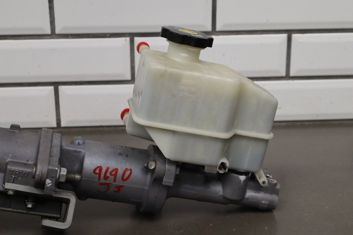 07-08 Chevy Tahoe Hybrid Power Brake Booster 15947019