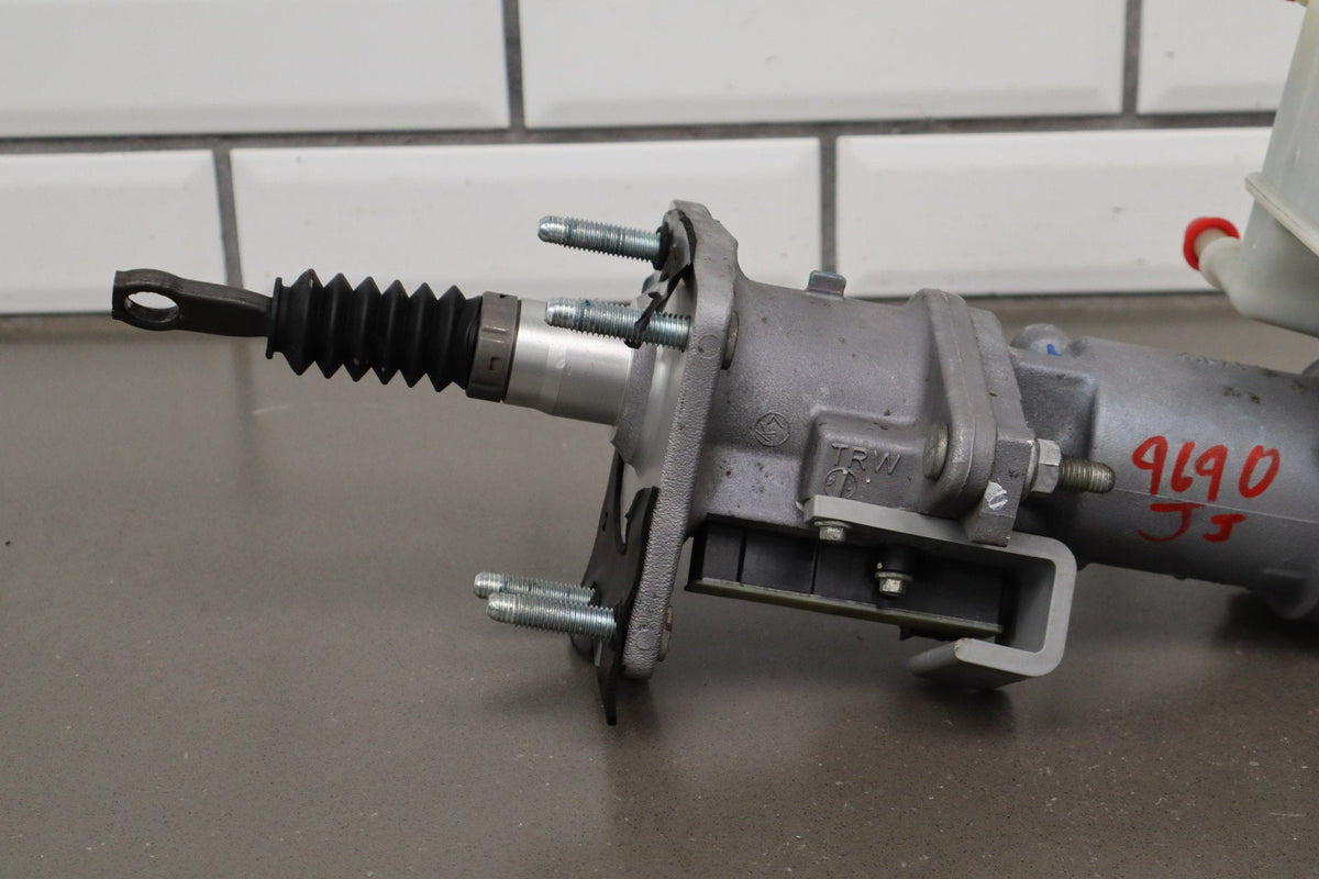 07-08 Chevy Tahoe Hybrid Power Brake Booster 15947019