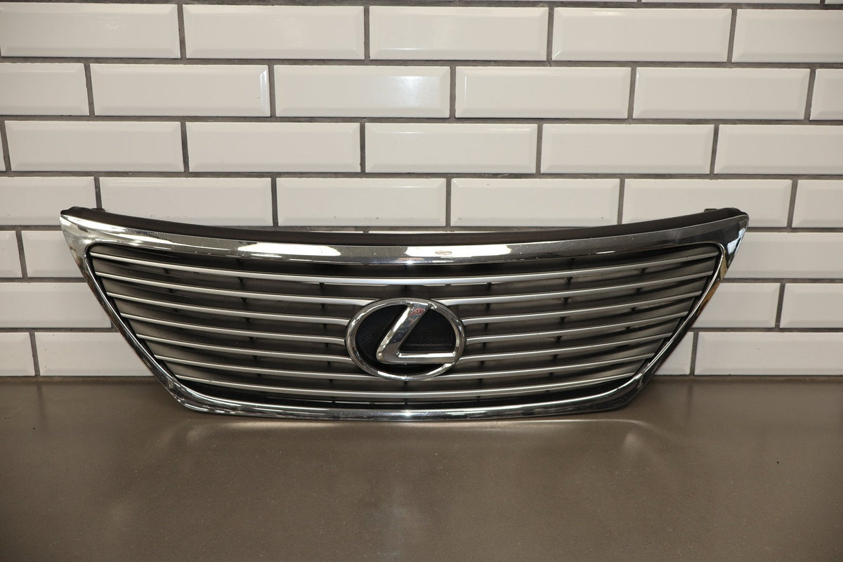 07-09 Lexus LS460 (XF40) Front Grille Chrome (No Pre-Crash)