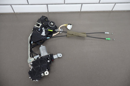 07-09 Lexus LS460 (XF40) Front L Door Latch w/ Soft Close 69040-50250 OEM